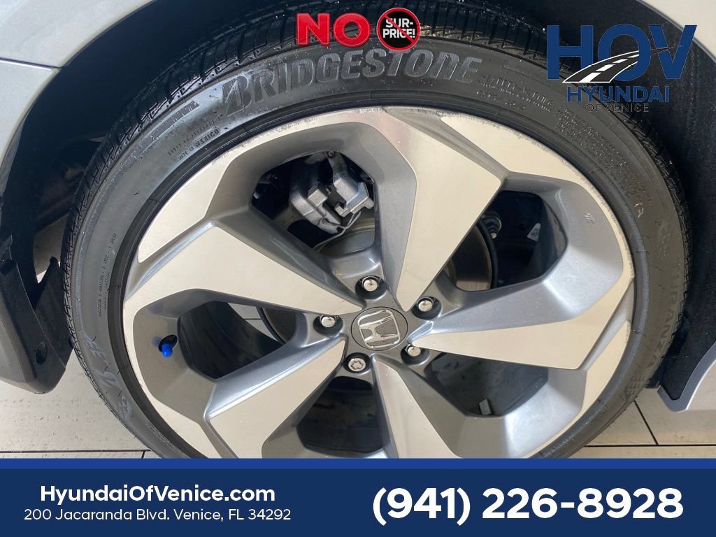 Used 2019 Honda Accord Touring image 11