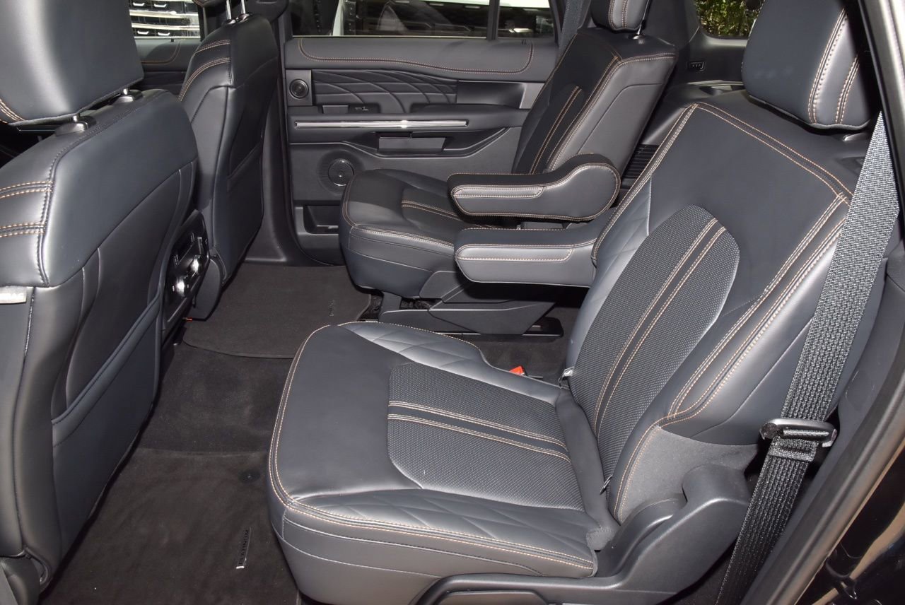 Certified 2024 Ford Expedition Max Platinum image 14