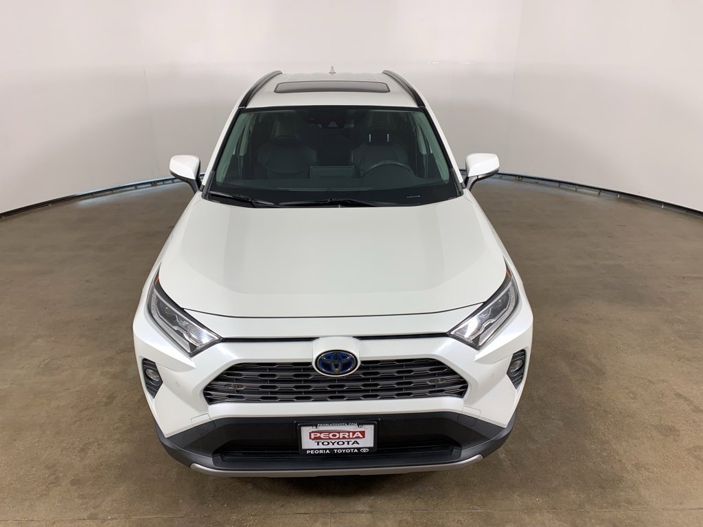 Used 2020 Toyota RAV4 Limited image 4
