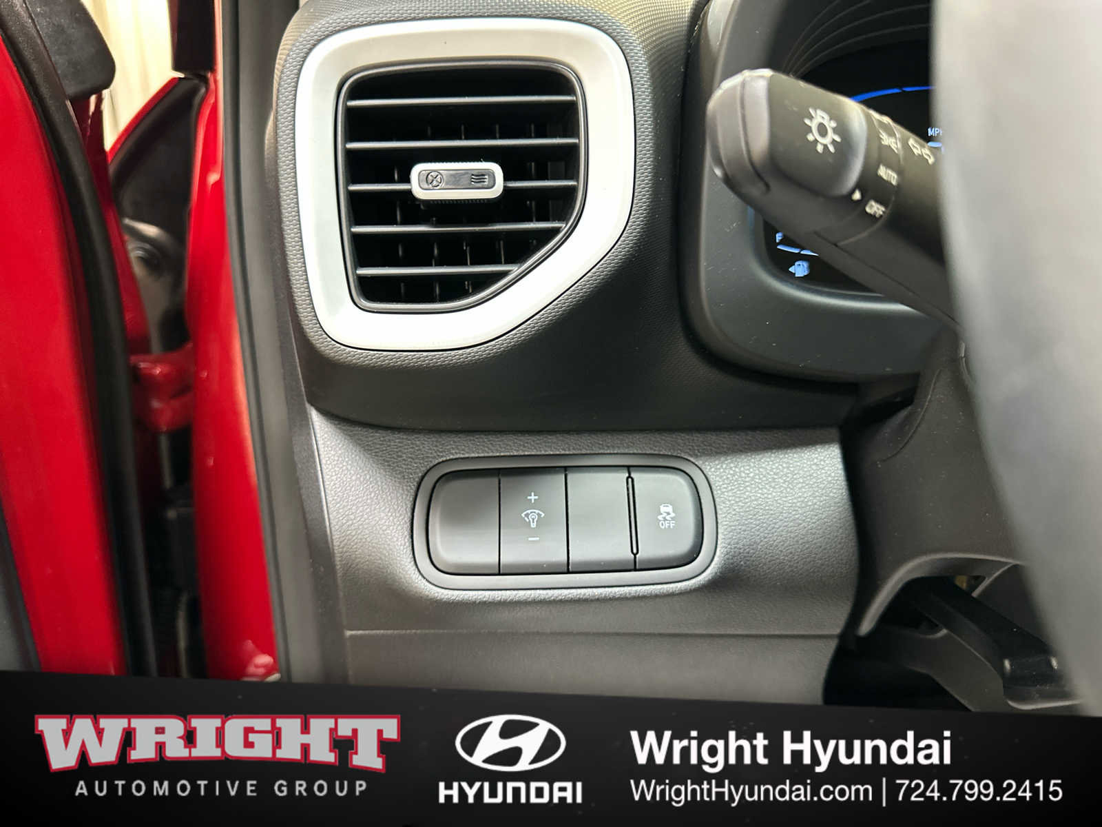 Certified 2023 Hyundai Venue Limited image 23