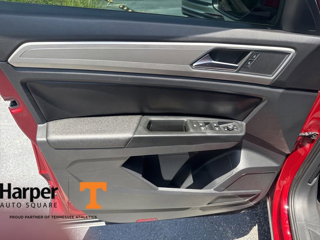 Used 2018 Volkswagen Atlas SE FWD image 19