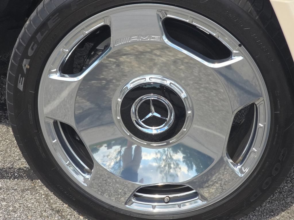 Certified 2026 Mercedes-Benz G 63 AMG 4MATIC image 10