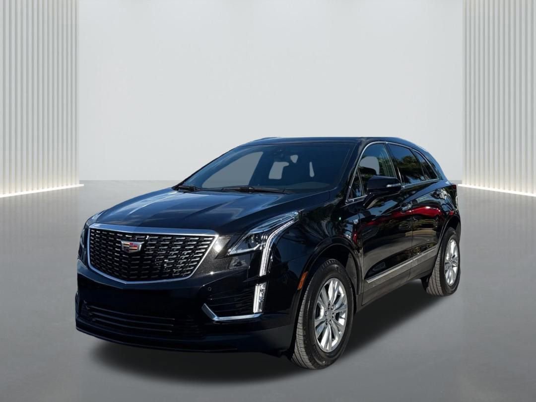 New 2025 Cadillac XT5 Luxury