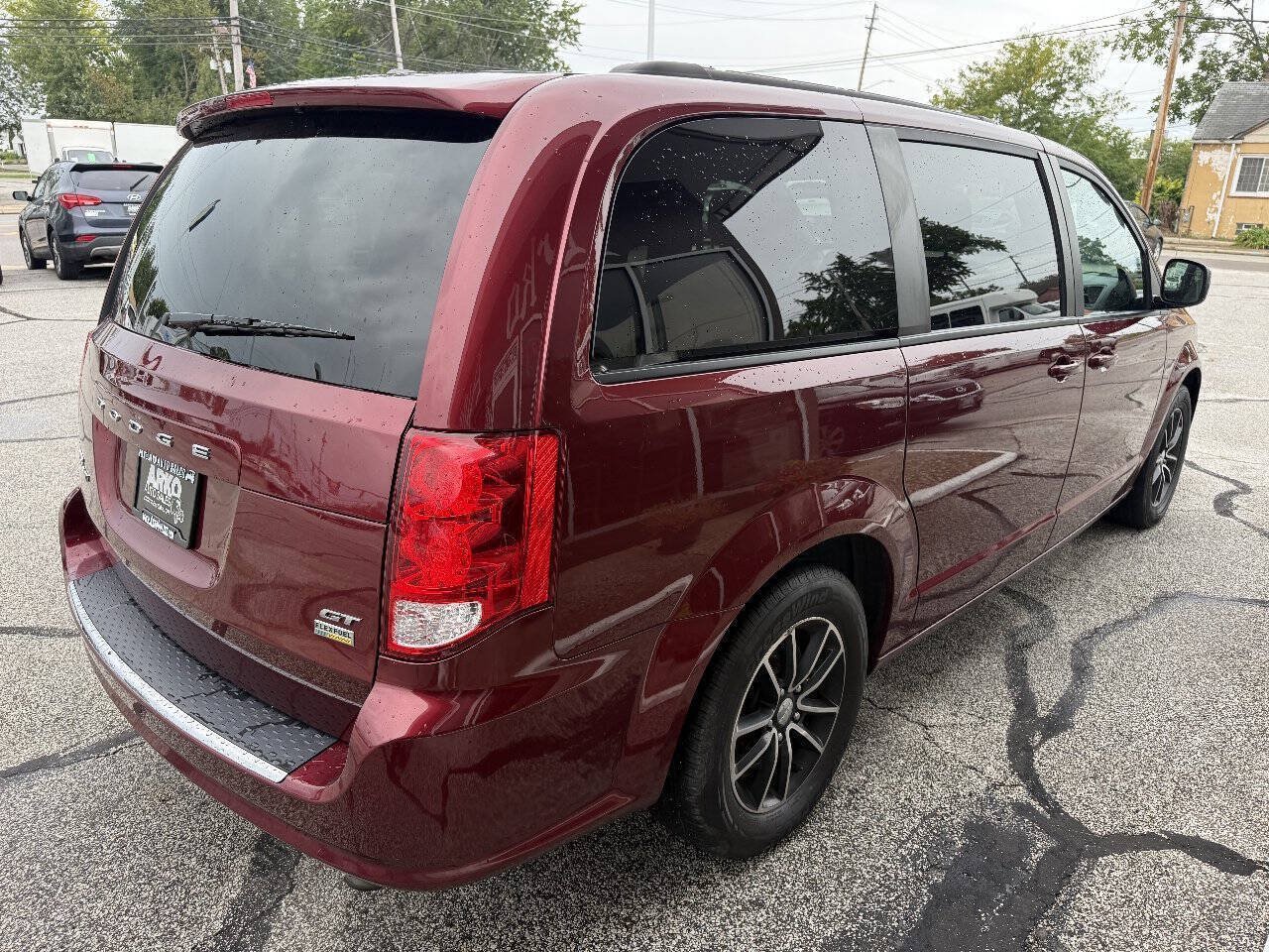Used 2019 Dodge Grand Caravan GT FWD image 8