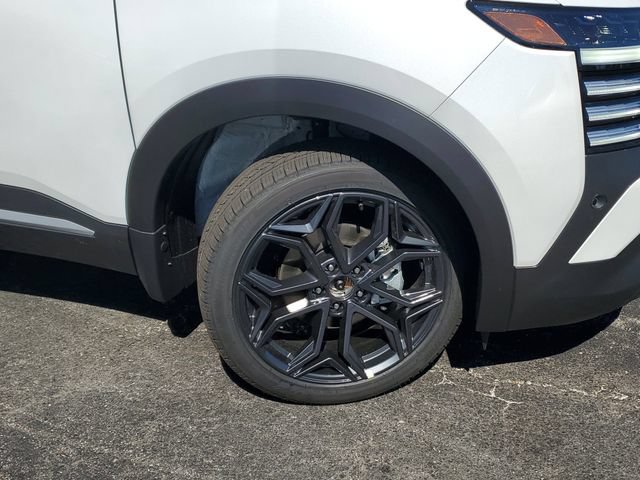 New 2026 Nissan Kicks SR w/ SR Premium Package AWD/4WD image 9