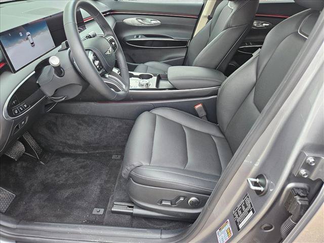 Used 2026 Genesis GV70 2.5T AWD/4WD image 12