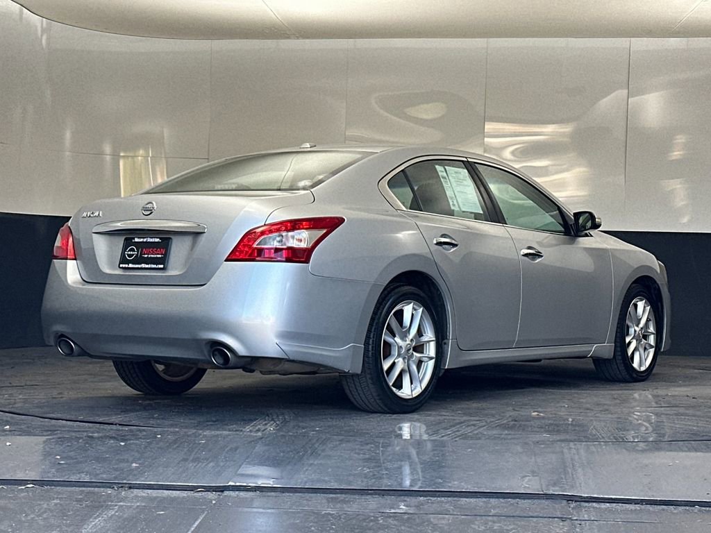 Used 2011 Nissan Maxima 3.5 SV image 3