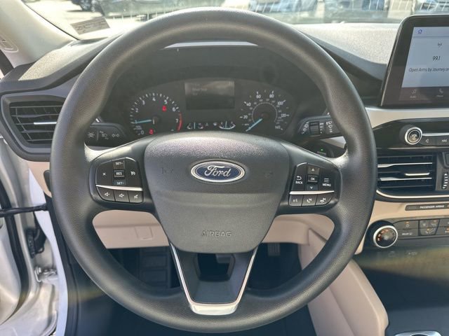 Used 2022 Ford Escape SE image 13