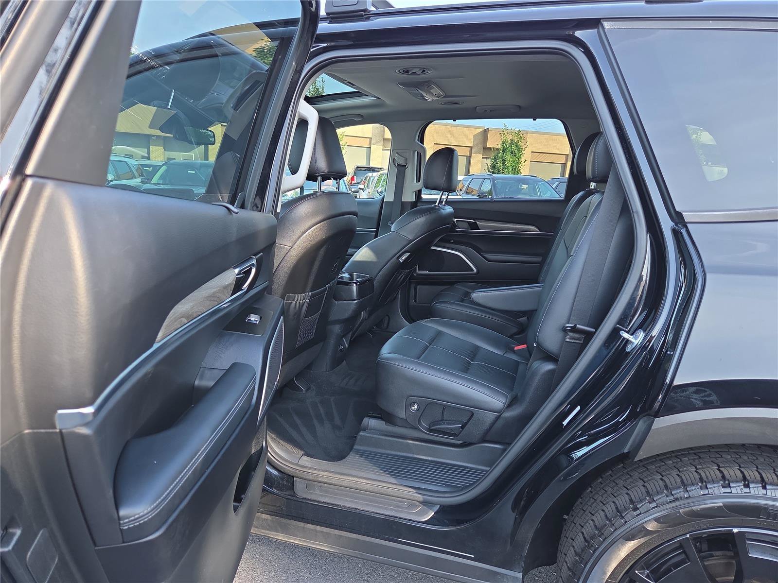 Used 2021 Kia Telluride EX w/ EX Premium Package AWD/4WD image 31