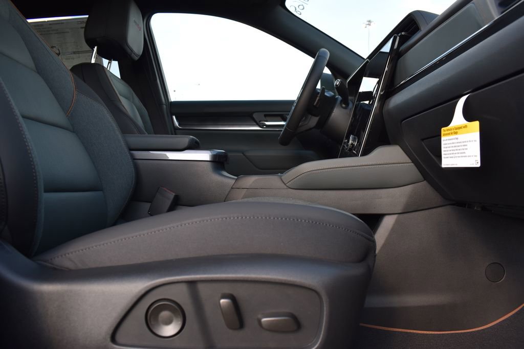 New 2026 GMC Terrain AT4 w/ Convenience Package III AWD/4WD image 10