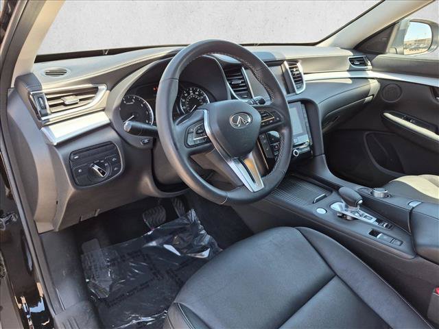 Used 2019 INFINITI QX50 Luxe w/ Navigation Package FWD image 10