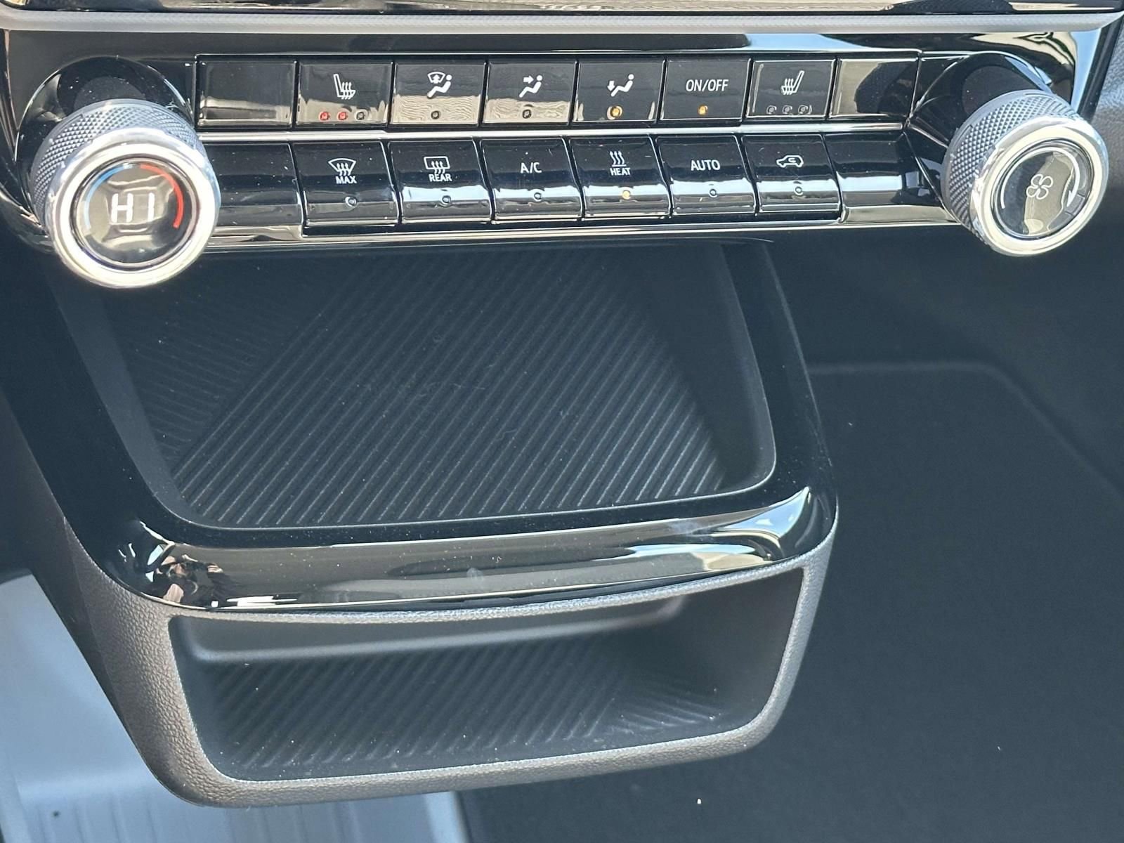 New 2027 Chevrolet Bolt LT w/ Comfort Package image 12