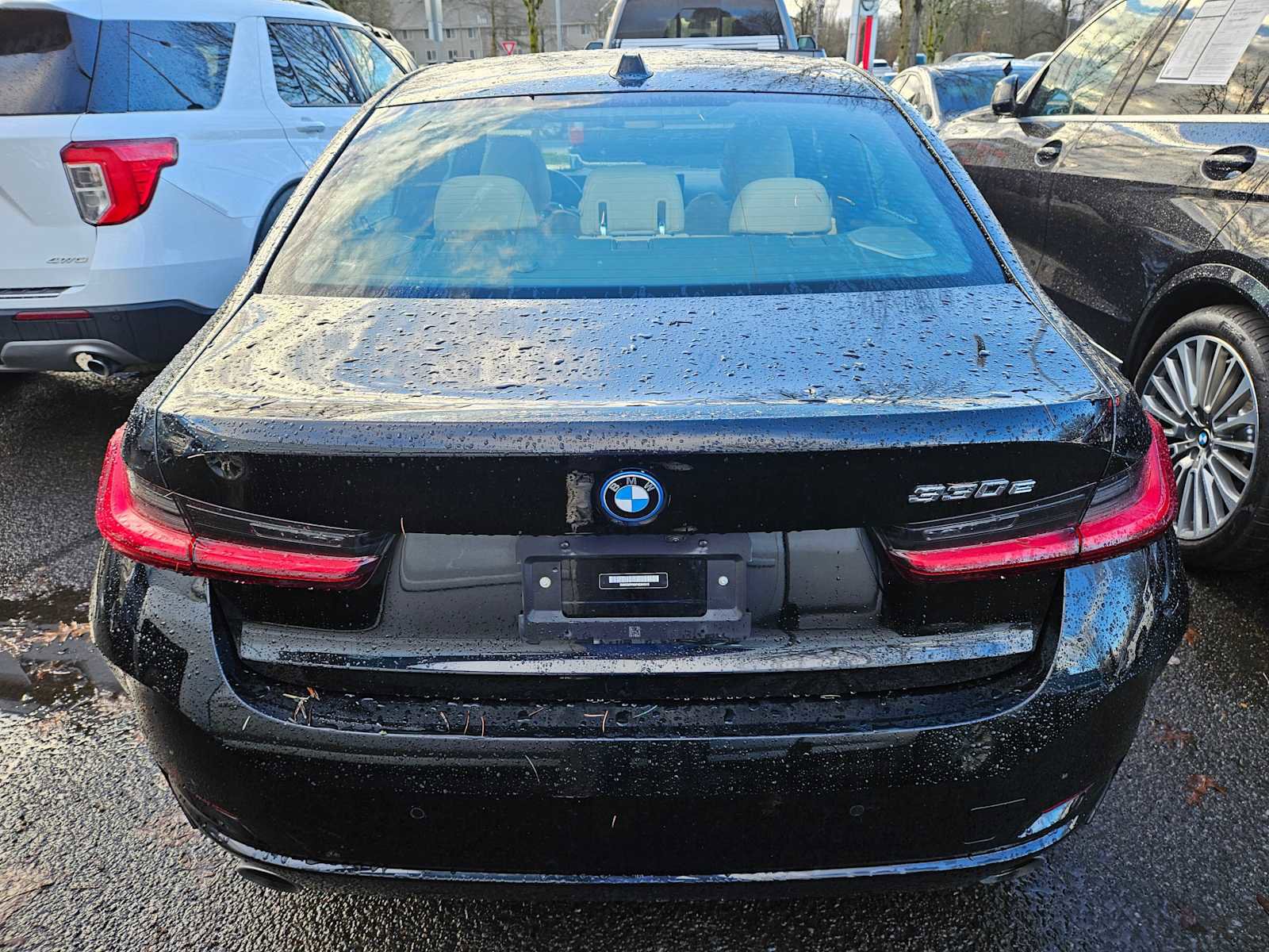 Used 2023 BMW 330e w/ Premium Package image 3