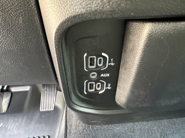 Used 2025 RAM 1500 Tradesman w/ Night Edition AWD/4WD image 29