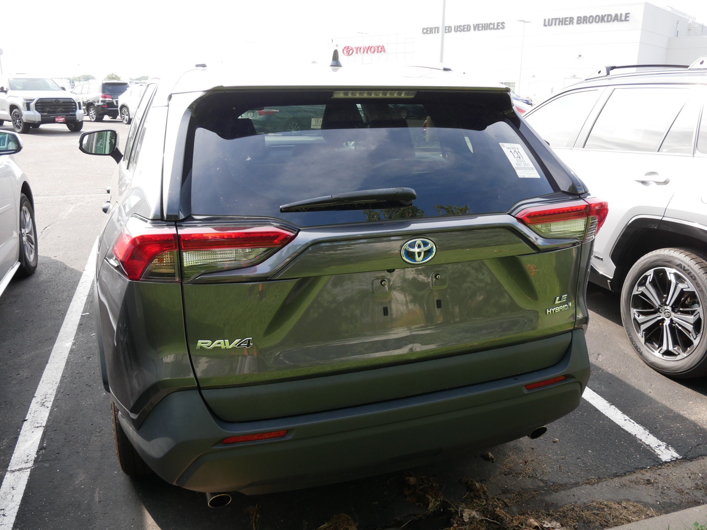 Certified 2022 Toyota RAV4 LE AWD/4WD image 7