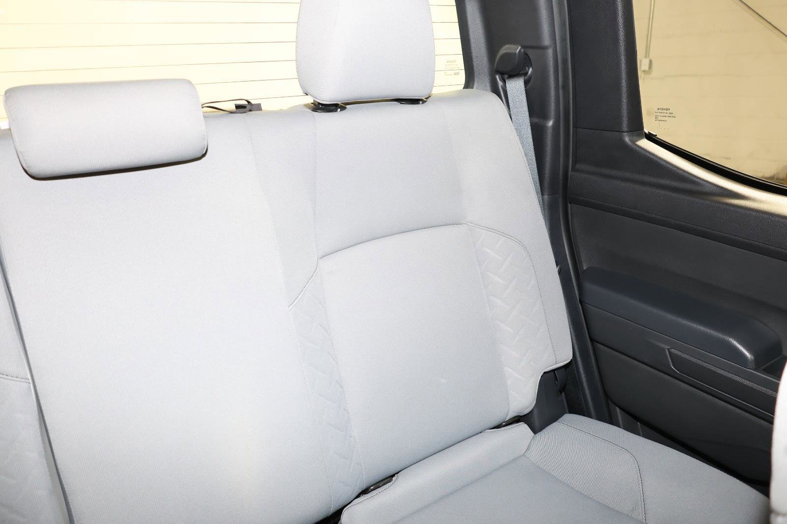 Used 2024 Toyota Tacoma SR5 AWD/4WD image 14