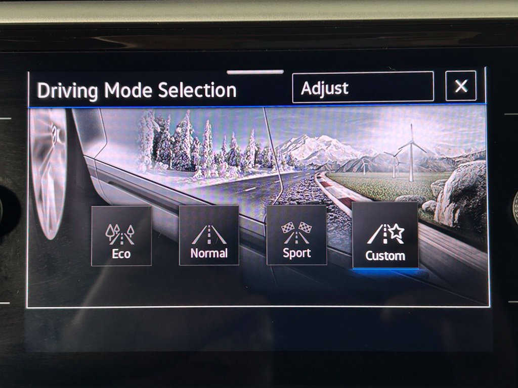 Used 2023 Volkswagen Atlas Cross Sport SE w/ Panoramic Sunroof Package AWD/4WD image 19