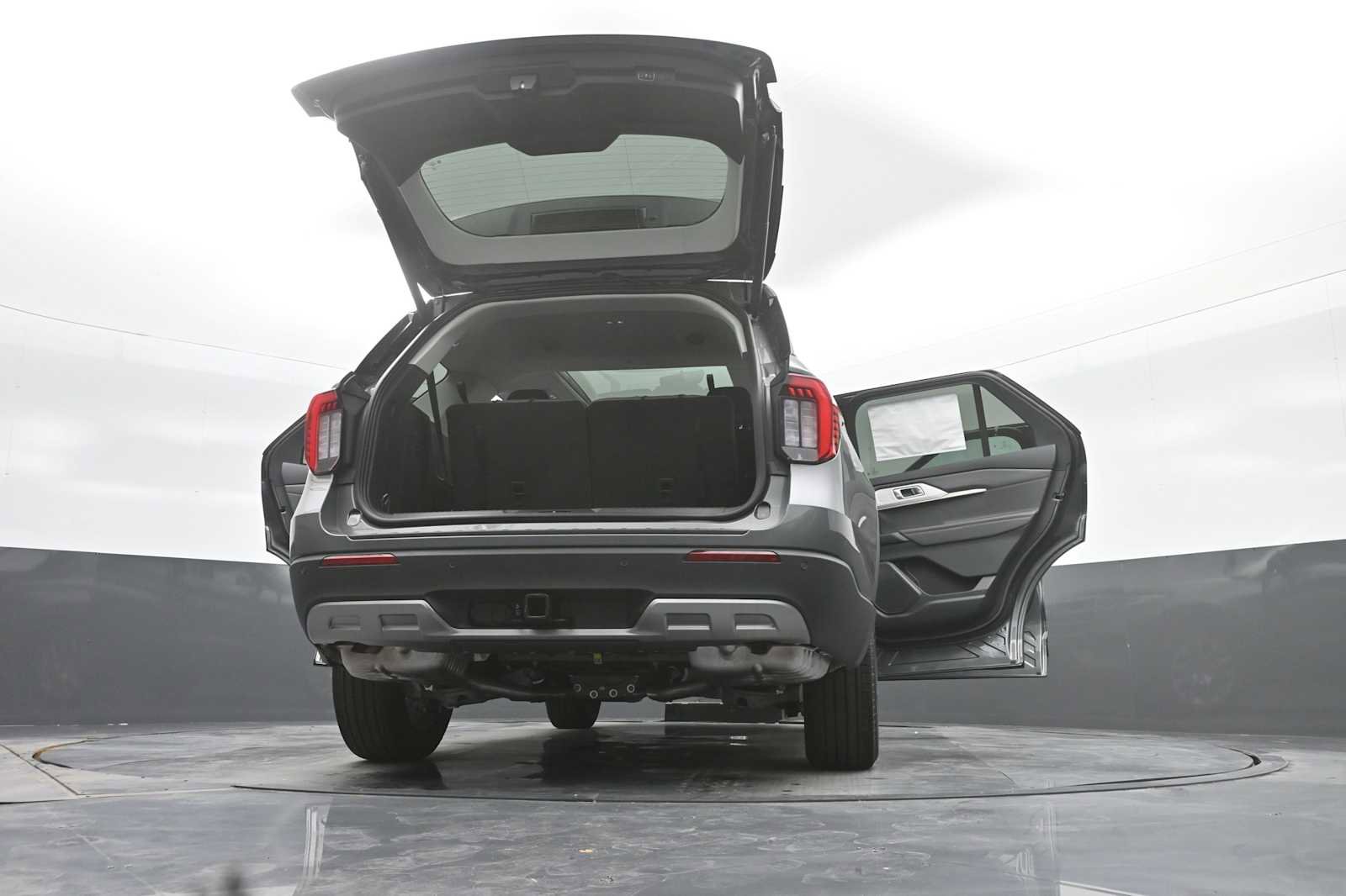 New 2026 Ford Explorer Active w/ Active Comfort Package image 28