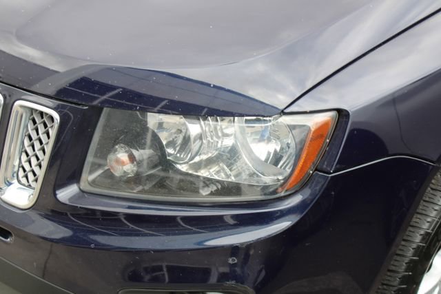 Used 2016 Jeep Compass Latitude image 11