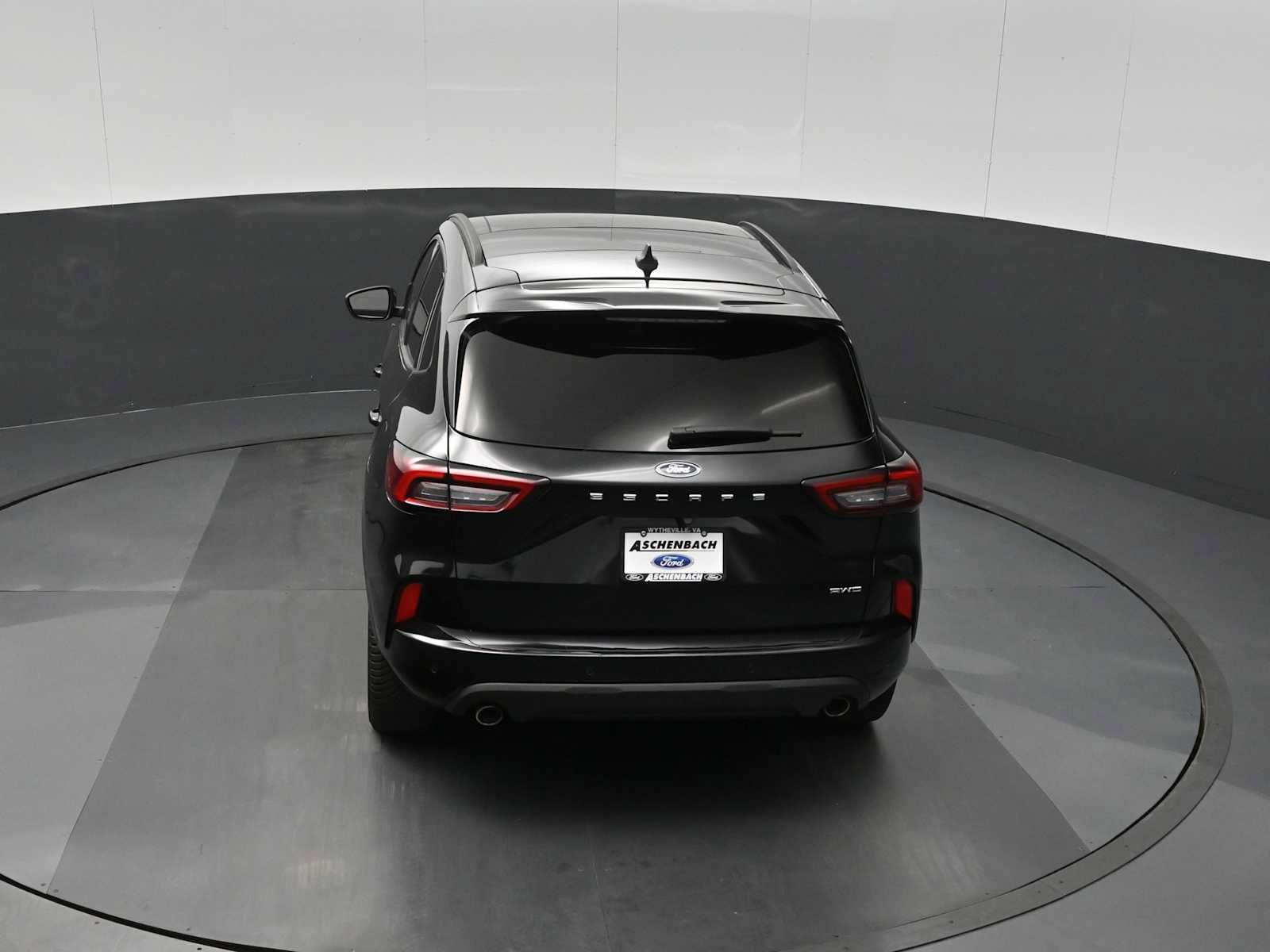 Used 2023 Ford Escape ST-Line Elite w/ Premium Technology Package AWD/4WD image 26
