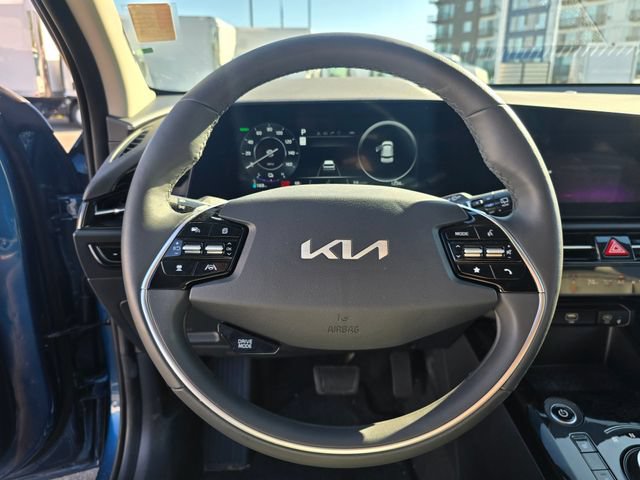 Certified 2024 Kia Niro Wind w/ Wind Preserve Package FWD image 25