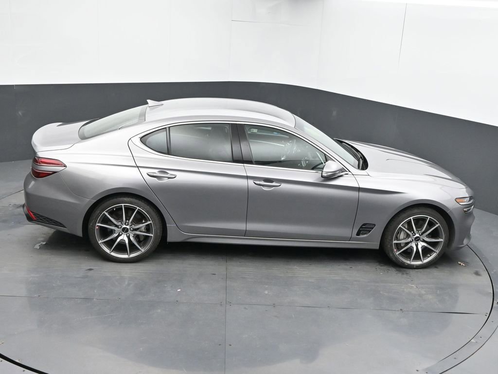 Used 2025 Genesis G70 2.5T image 39