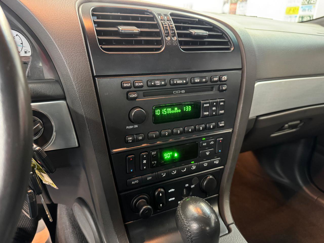 Used 2002 Ford Thunderbird image 14