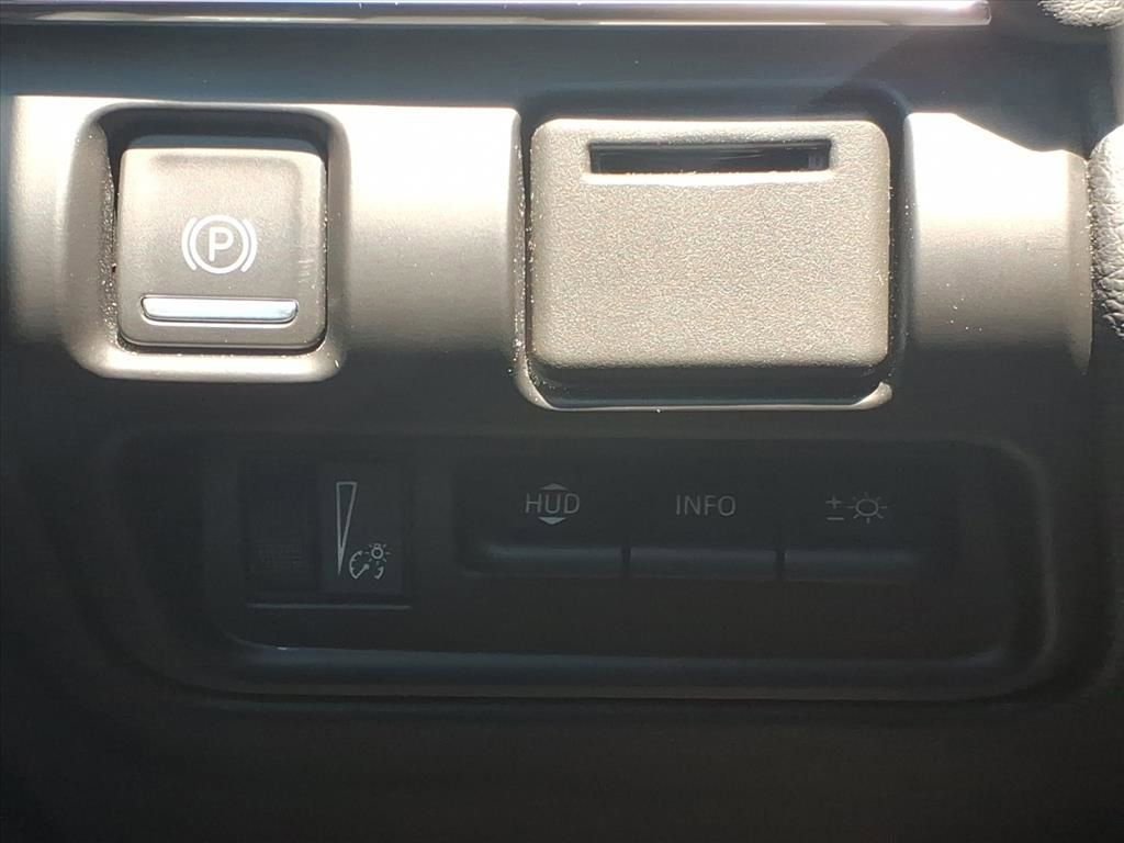 Used 2023 Cadillac CT5 V w/ Premium Package RWD image 12