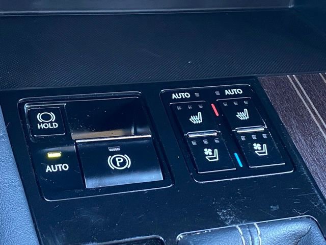 Used 2018 Lexus RX 350L Luxury w/ Cold Area Package (CT) image 21