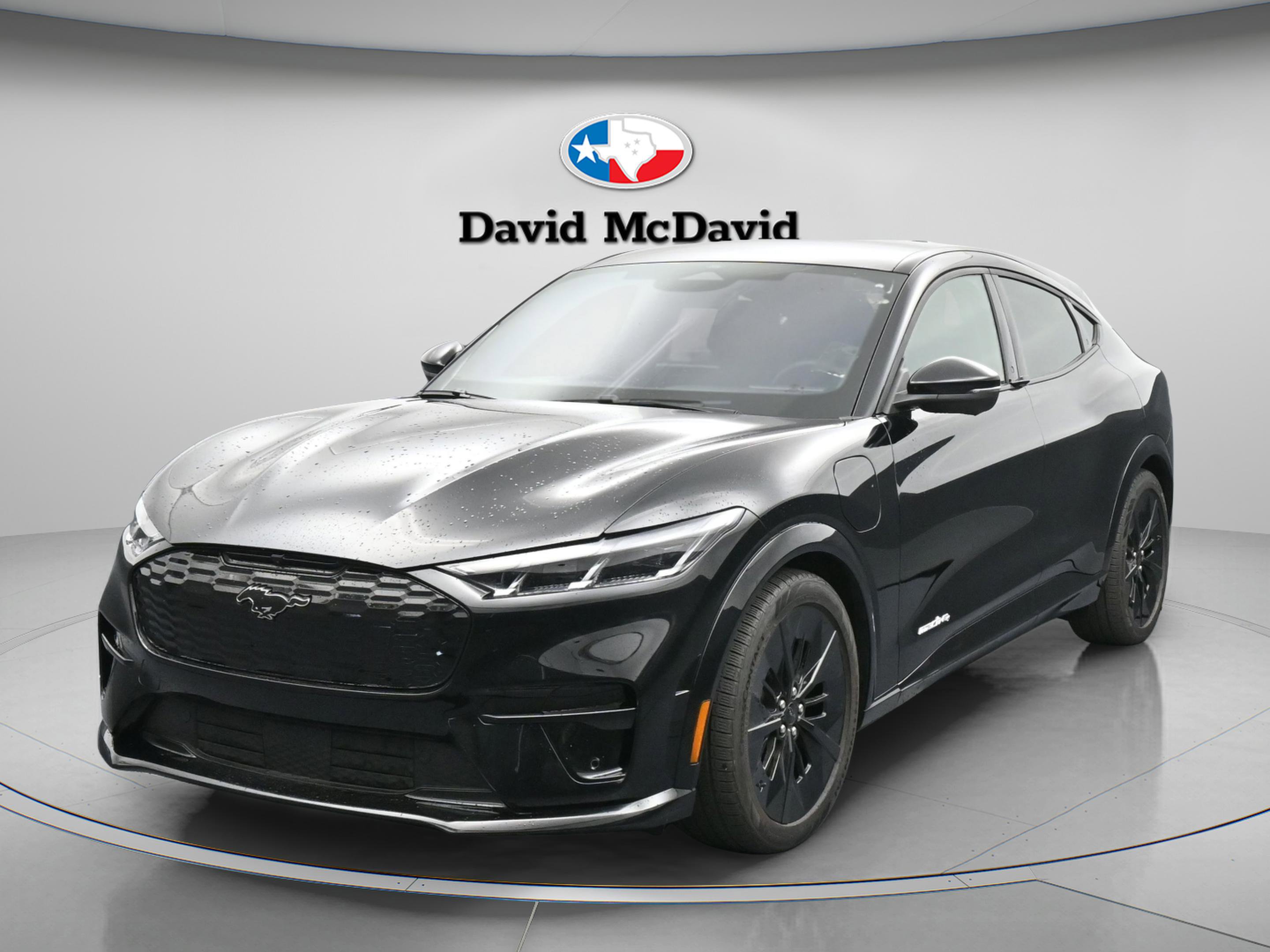 Used 2025 Ford Mustang Mach-E GT image 4