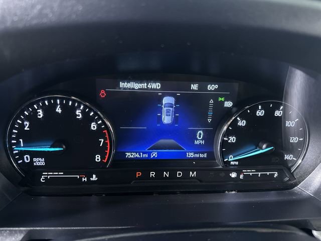 Used 2020 Ford Explorer XLT w/ Equipment Group 202A AWD/4WD image 12