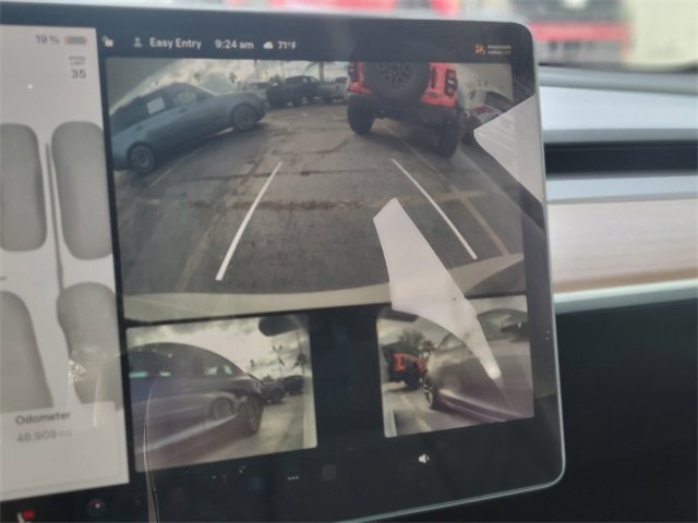 Used 2023 Tesla Model 3 Standard Range image 25