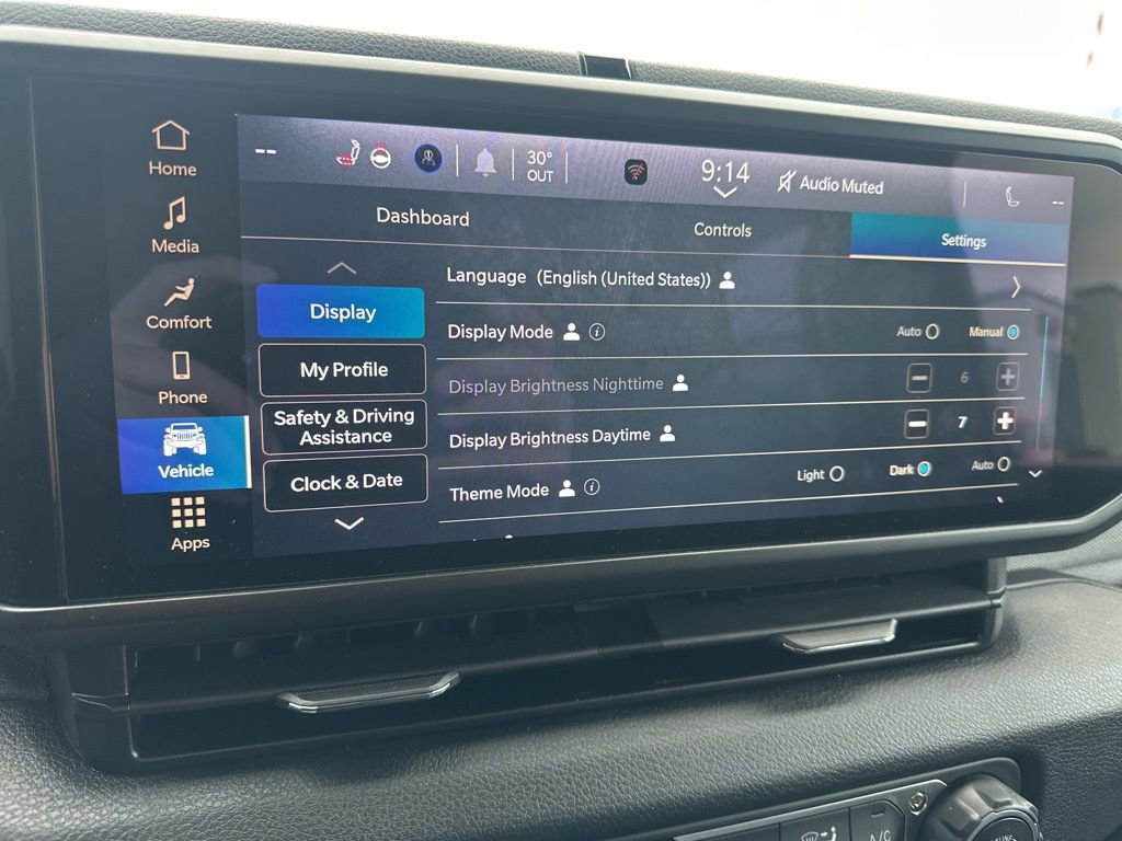 Used 2025 Jeep Wrangler Sport S image 28