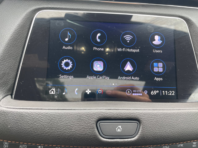 Certified 2023 Cadillac XT4 Sport w/ Cold Weather Package AWD/4WD image 34