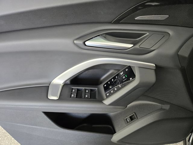 Used 2025 Audi Q5 Premium Plus AWD/4WD image 20