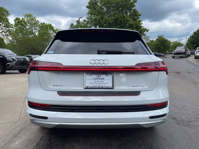 Used 2023 Audi e-tron Premium Plus AWD/4WD image 4