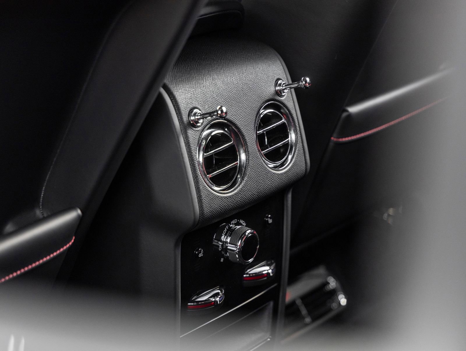Certified 2023 Rolls-Royce Cullinan w/ Dark Exterior Package image 42