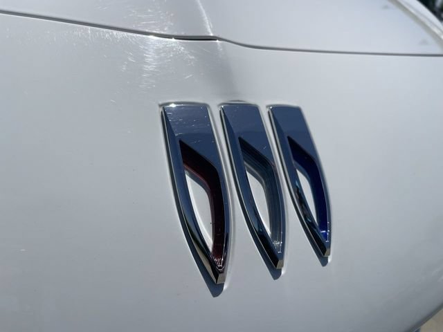 Used 2024 Buick Encore GX Sport Touring FWD image 29