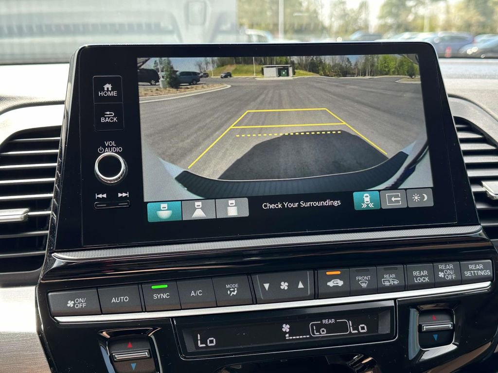 New 2026 Honda Odyssey Touring image 25