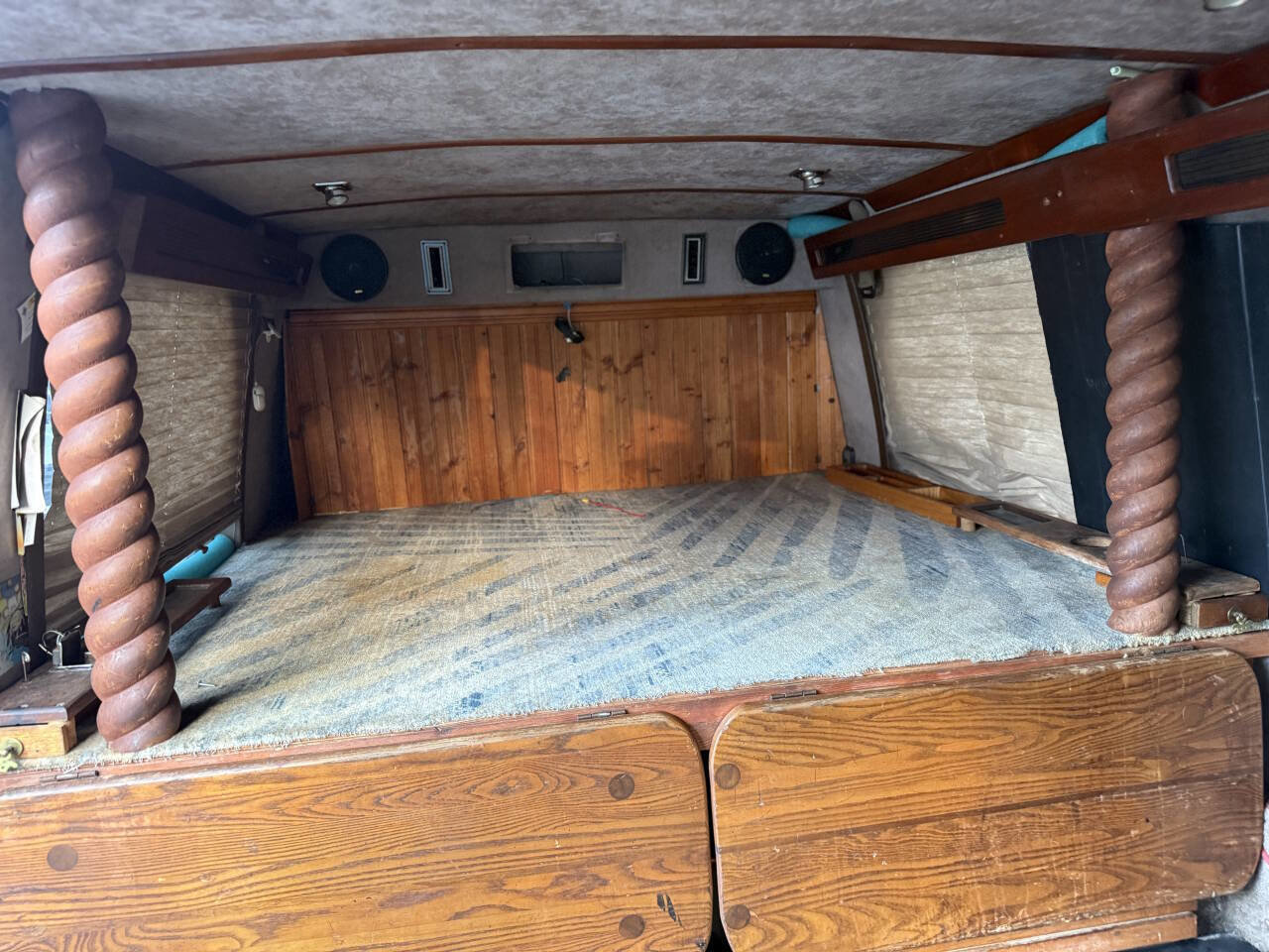 Used 1992 Chevrolet G20 RWD image 27