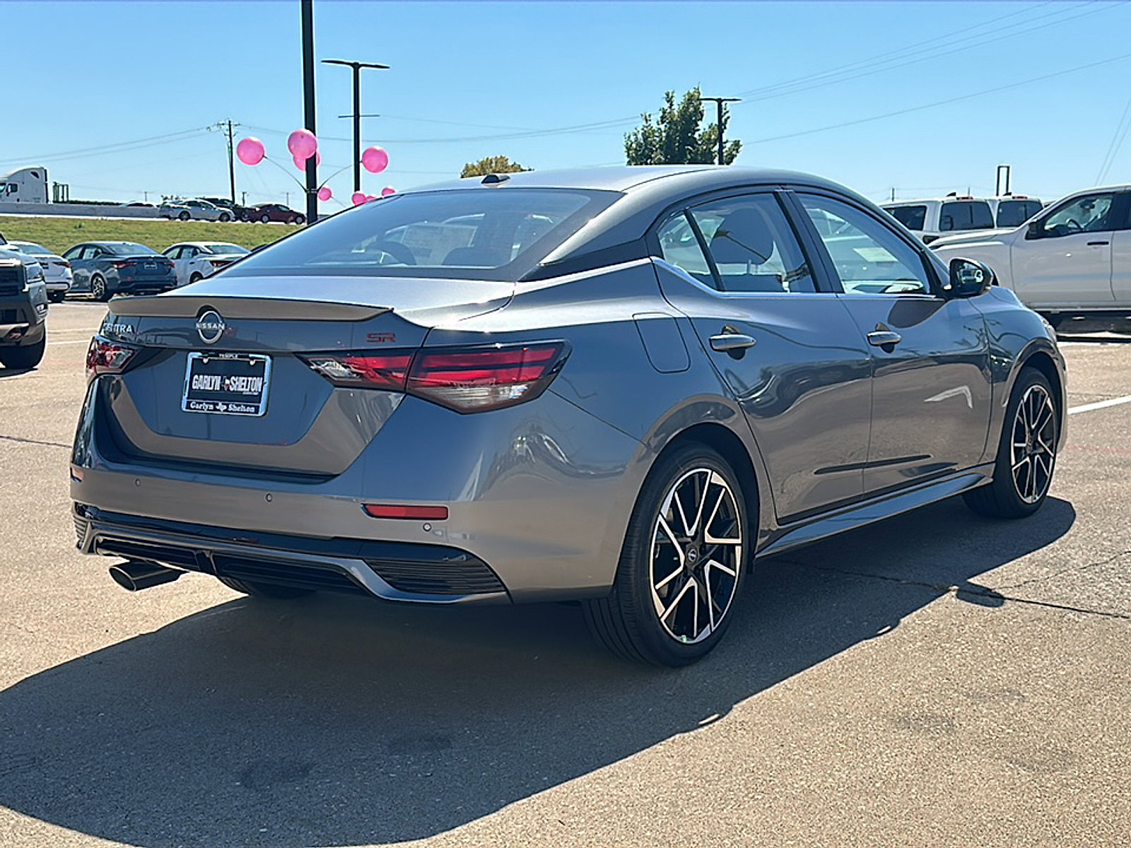 New 2025 Nissan Sentra SR w/ Trunk Package image 8