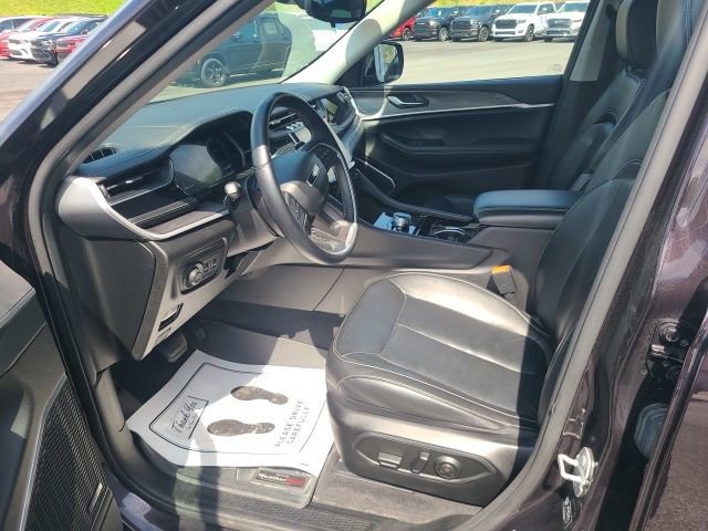 Used 2022 Jeep Grand Cherokee L Limited AWD/4WD image 10