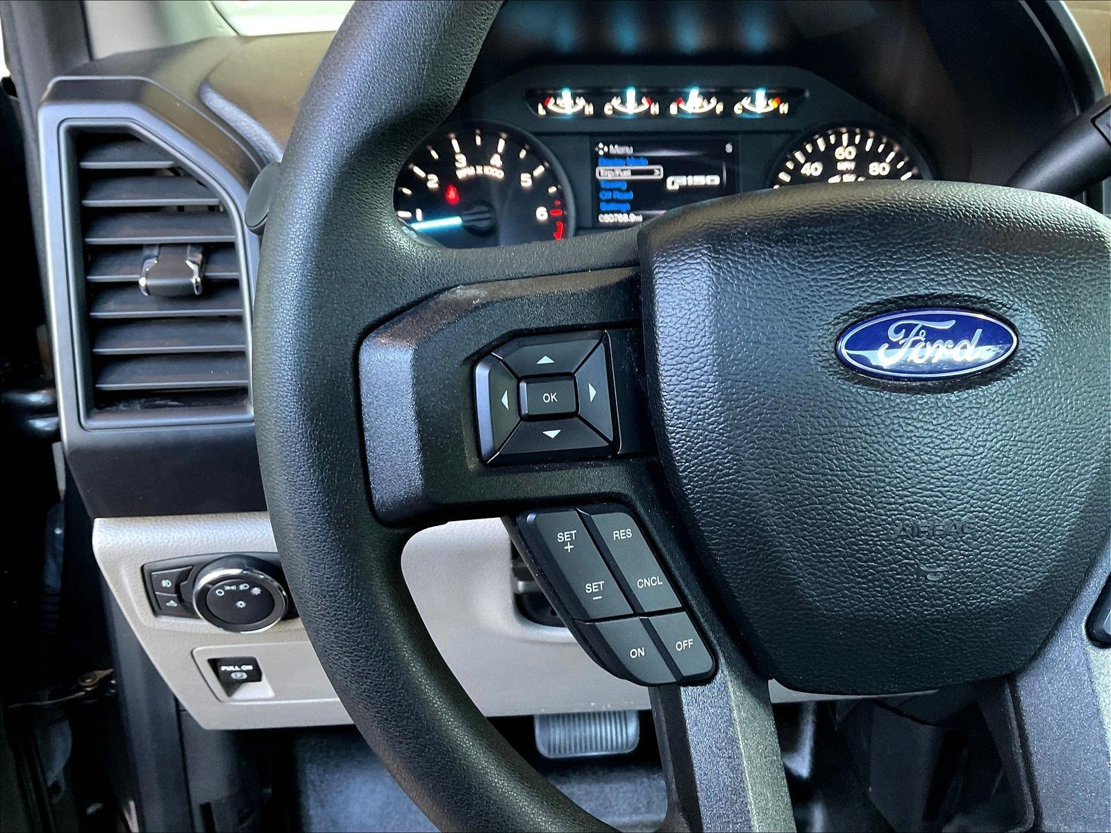 Used 2018 Ford F150 XL w/ Equipment Group 101A Mid RWD image 11
