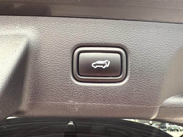 Used 2023 Hyundai Palisade Calligraphy image 14