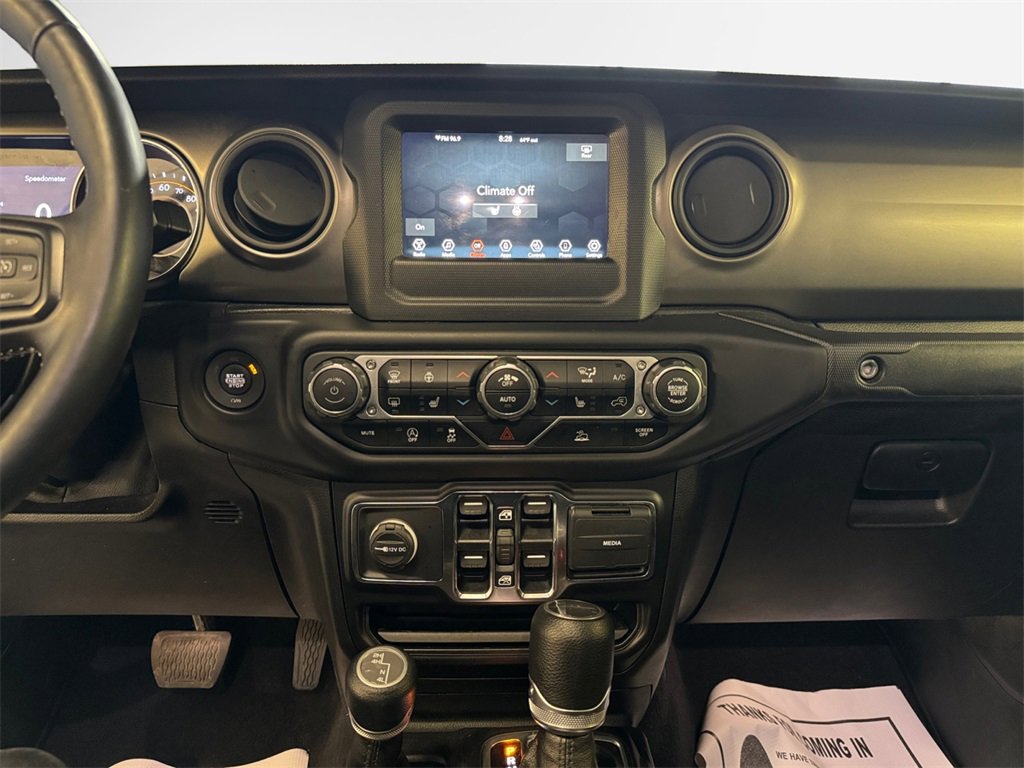 Used 2021 Jeep Gladiator Sport image 22