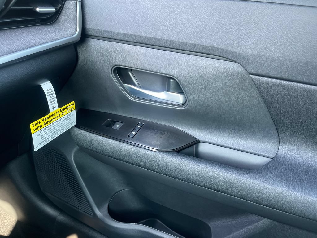 New 2027 Nissan Kicks SV w/ SV Premium Package FWD image 44