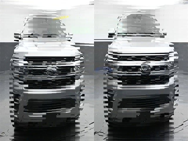 Used 2023 Ford Expedition Max Limited image 5