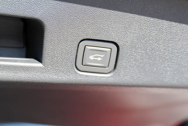 New 2026 GMC Acadia Elevation w/ Elevation Premium Package image 8