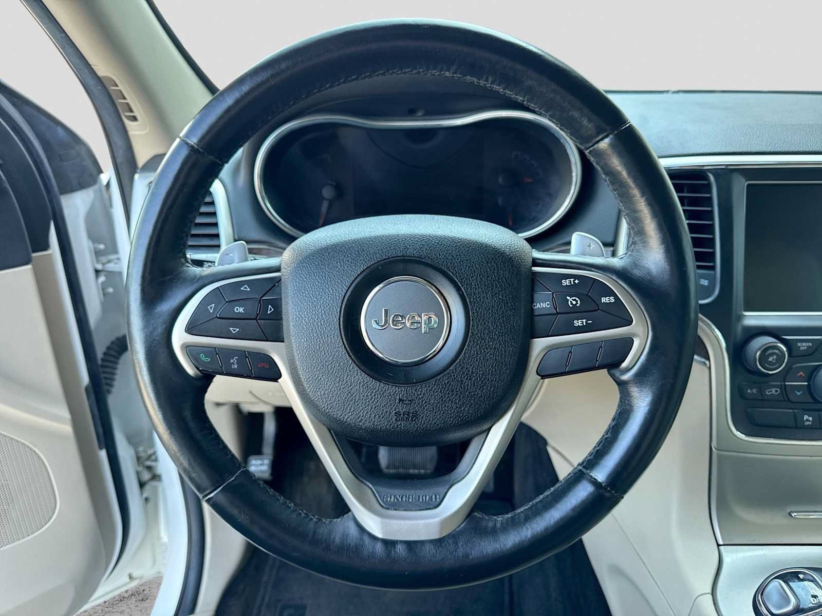Used 2015 Jeep Grand Cherokee Limited AWD/4WD image 21