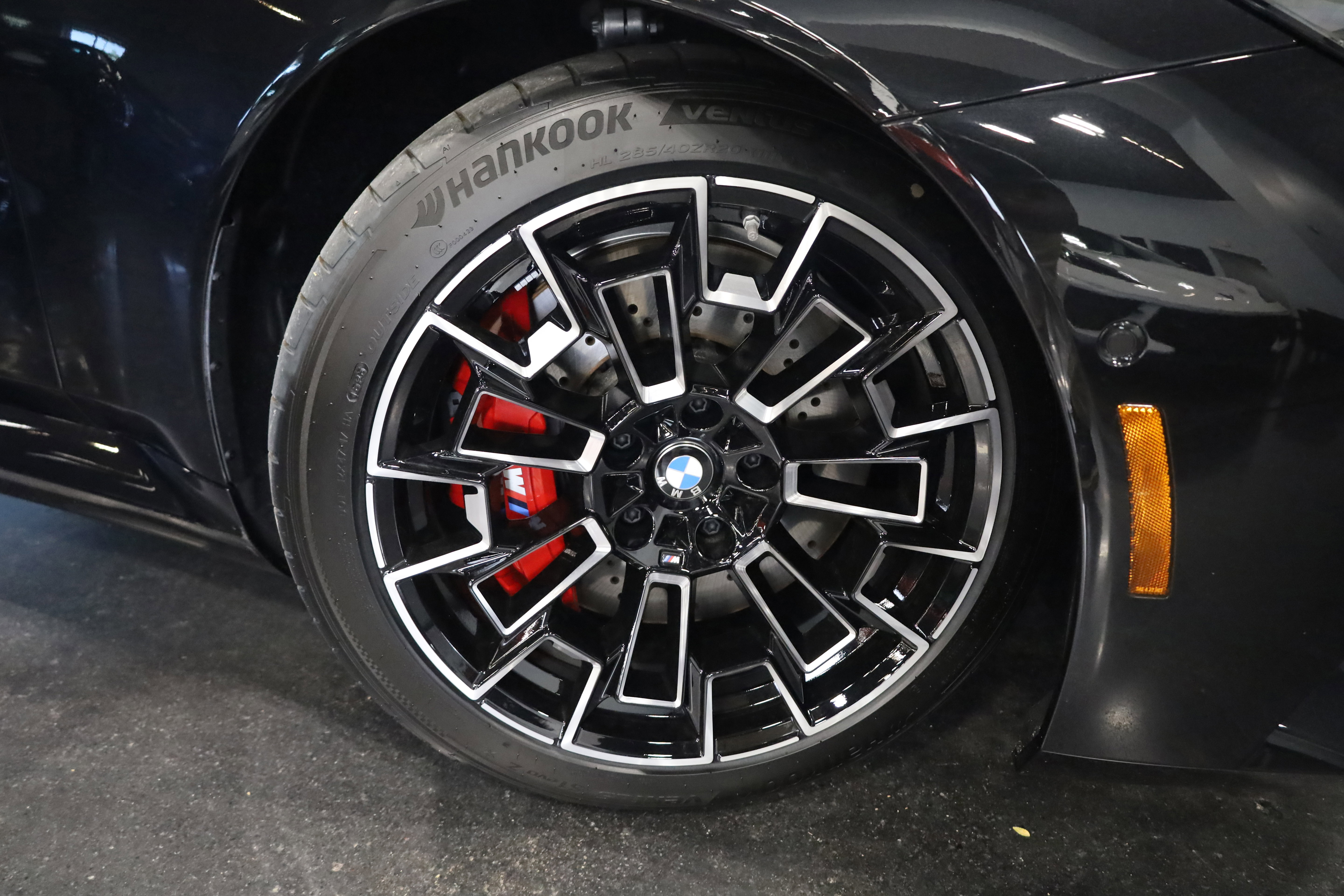 Used 2025 BMW M5 Touring w/ M Driver's Package image 10